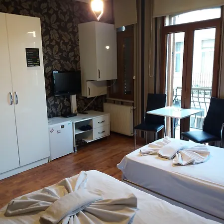 Full House Boutique Apart Otel